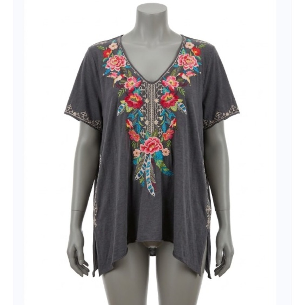 Johnny Was  Tunic shirt Gray 2X Embroidered Floral design Cotton Top